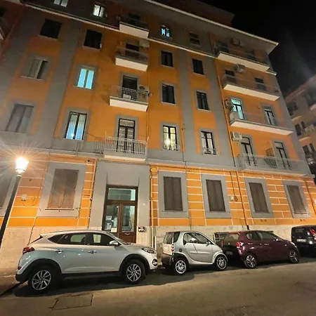 Elegant Lena Nocleg ze śniadaniem Salerno