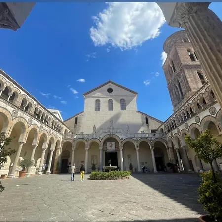 Elegant Lena Nocleg ze śniadaniem