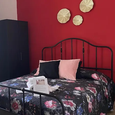 Elegant Lena Salerno