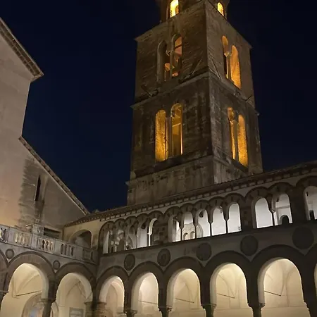 Elegant Lena Nocleg ze śniadaniem