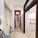 Bed & Breakfast Elegant Lena *