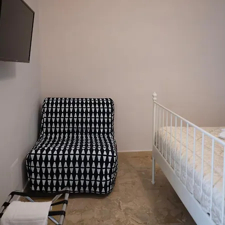 Elegant Lena Bed & Breakfast Salerno