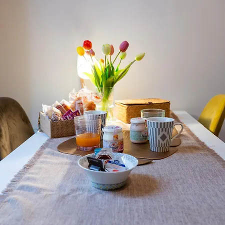 Elegant Lena Bed & Breakfast Salerno