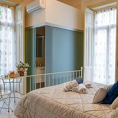 Elegant Lena Bed & Breakfast
