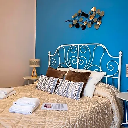 Bed & Breakfast Elegant Lena *