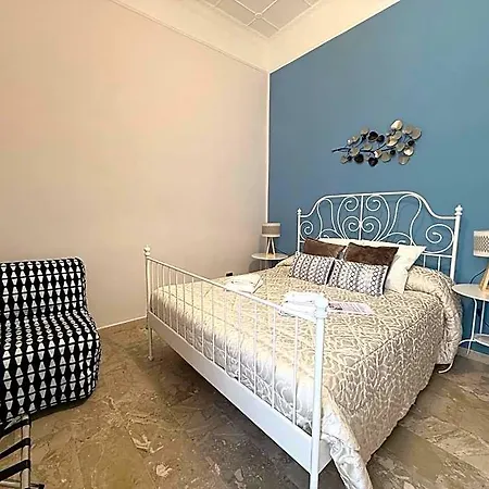 Elegant Lena Bed & Breakfast *